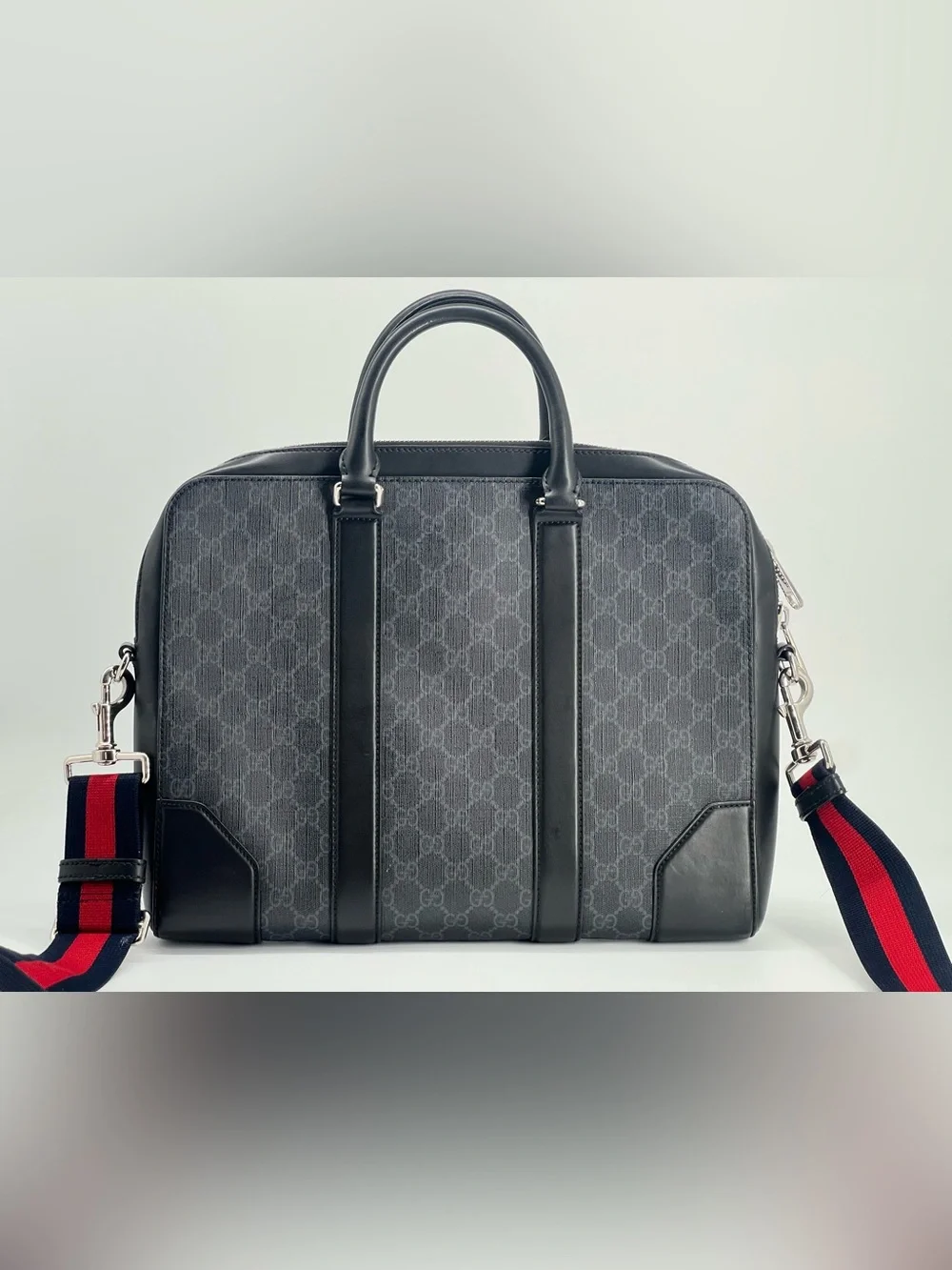 Gucci GG Supreme Black Briefcase with Crossbody Shoulder Strap